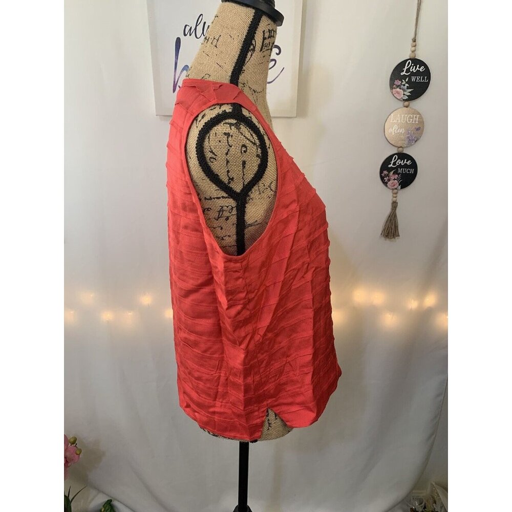 (E-133)Cynthia Steffe Women’s Red Sleeveless Blouse Size 12 Elegant Casual Top - Picture 5 of 7